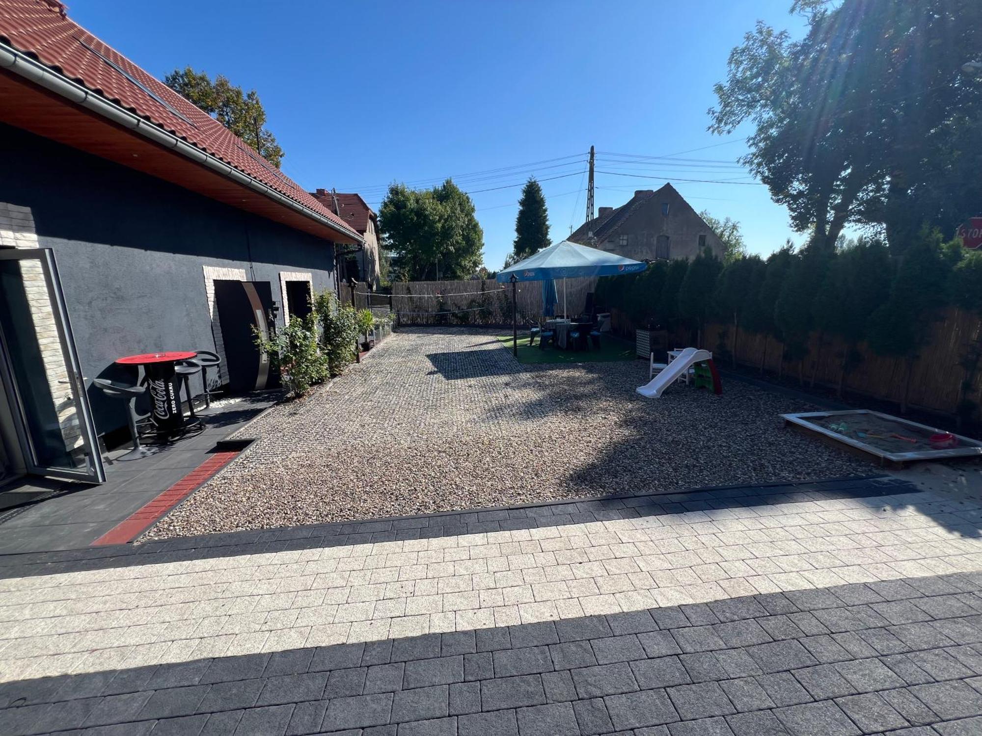Aparthotel Przytulny Zakatek Zerniki Wroclawskie Exterior foto